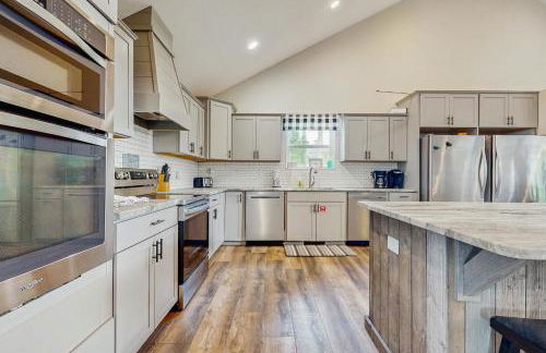 Stunning Lakeview Home Game Room Dock Hot Tub - Foto 7