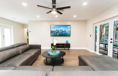 Luxury 5BR Villa Heated Pool near Beach & Casino - Foto 8