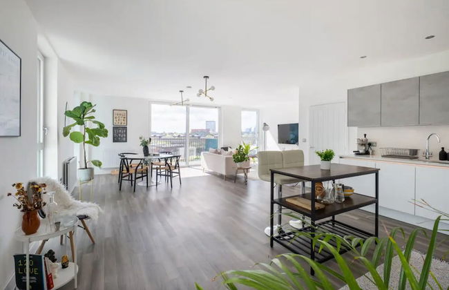 Stylish London Flat - Private Terrace - City View - Foto 14