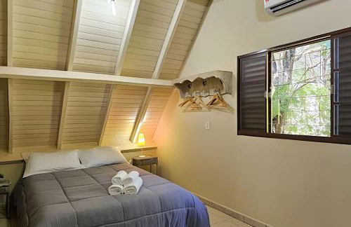 Charme de um típico chalé de campo com lareira. - Foto 27