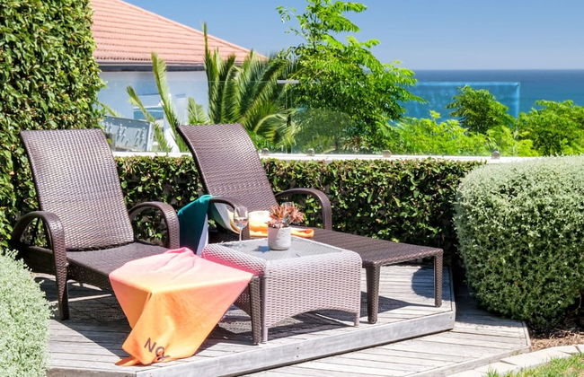 Seaside Elegance at Numa Villa - Foto 40