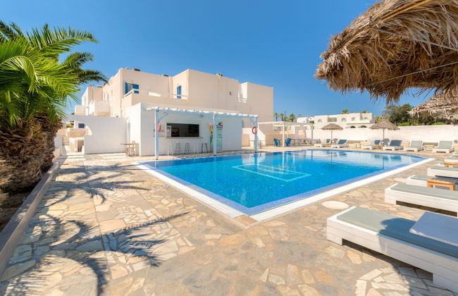 Andreas Studio Perissa in Santorini - Photo 9