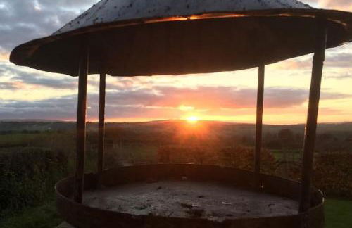 Cosy 3 Bed Cottage near 3 Peaks - Log Burner & Aga - Foto 9