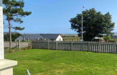 Stornoway Holiday Let - Photo 23