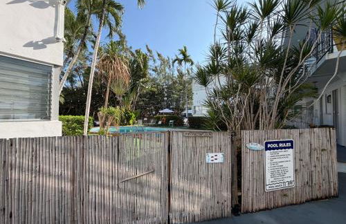 Bay Harbor Boutique Vacation Rental - Photo 16