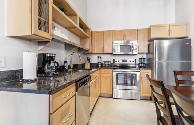 Historic Loft Retreat With Pool - Foto 61