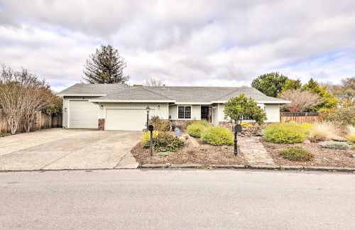 Peaceful Windsor Retreat with Private Hot Tub! - Foto 34