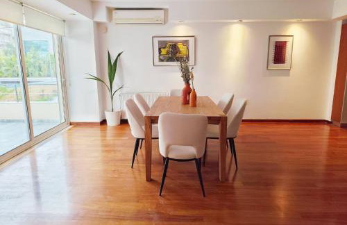 Adelos II Glow Villa 5BR 360m -Elevator-Rooftop - Foto 2