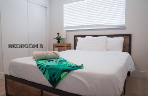 Vegas Hideaway with Jacuzzi & Pool by Strip - Foto 24