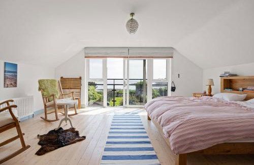 Large Stunning Sea View Coastal Townhouse - Foto 1