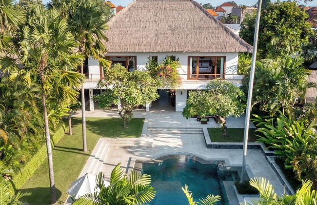 Impiana Private Villas Seminyak - Foto 23
