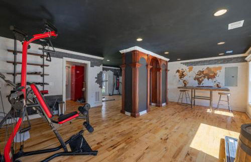 Sleeps 29 Pool Tiki Bar Gym Hot Tub Dogs Welcome - Foto 4