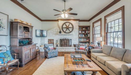 Beautiful Hill Country Ranch Home - 4 Mi to Town! - Foto 3