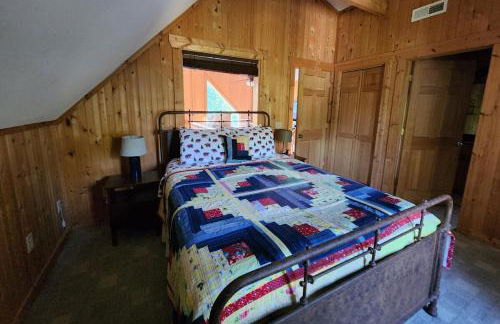 Solar powered log cabin with mountain views, 3acres - Foto 37