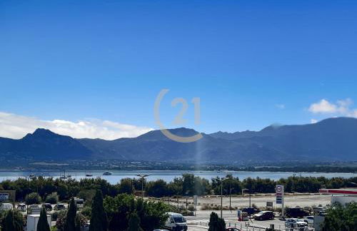 Résidence Port Calvi - Appartement T3 vue mer ! - Foto 2