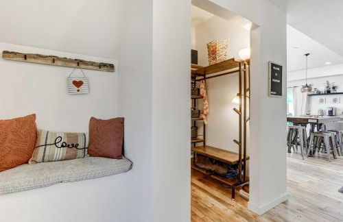 A-Frame Wonders Hot Tub w Mountain Views - Foto 20