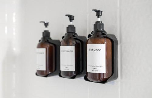 North End blue -Hot Tub - Fire Pit - Downtown -4BR - Photo 72