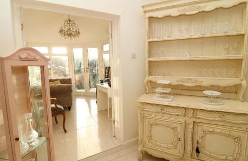 Ivys End Boutique Chic Manor Cottage Elegant & Sophisticated Retreat in Loughborough offering 3bedrooms - Foto 13