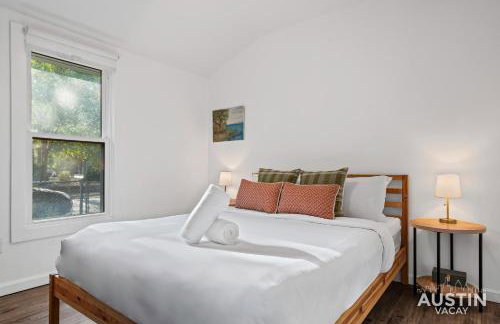 Walk to E. Austin Hotspots 2BR 1BA w Parking Dog-Friendly By Austin Vacay - Foto 22