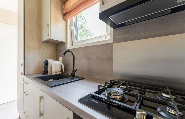 Luxury Chalet Near Ouddorp With Garden - Photo 9