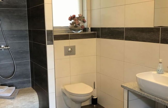 Schaal Lake Residence - Foto 14