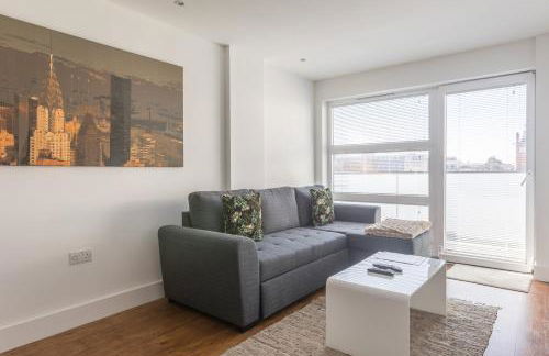 Luxury 2-bed Flat, Parking Near Tube and Emirates - Foto 32