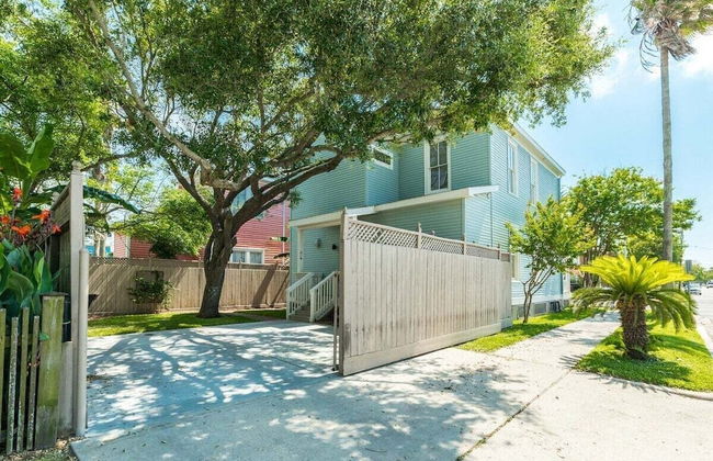 La Onda Azul - Photo 73