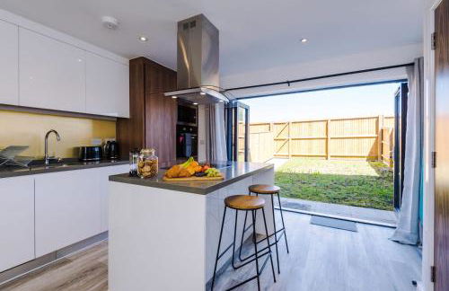 Rest&Recharge at Waterway House (4 Bedrooms, 7 Beds, 2 Bathrooms, Free parking) - Foto 30