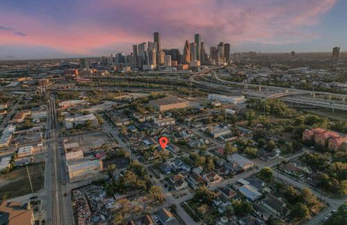 3BD Historic Charm x Modern Amenities w Hot Tub - Foto 40