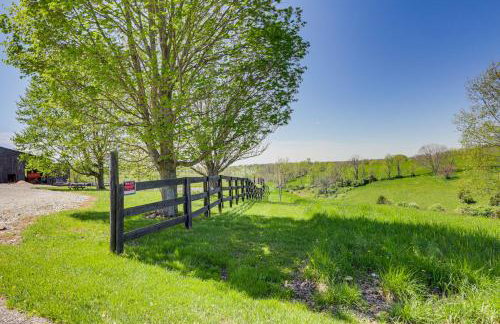 Dry Ridge Farmhouse with Hot Tub and Game Room! - Foto 37