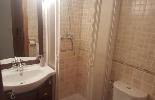 Family Attic Esterri - Photo 35