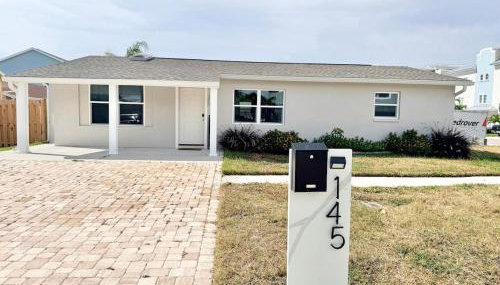 Luxurious 3 bedrooms 2 bath Ultimate Beach Life! 5 min walk to beach! - Foto 3