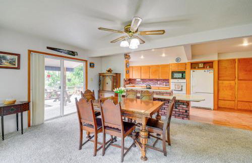 Cozy Washington Retreat with Deck, Walk to Beach! - Foto 7