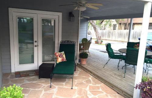 Comal Inn - Photo 10