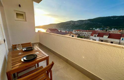 Newly Refurbished Komiza Haven - Photo 33