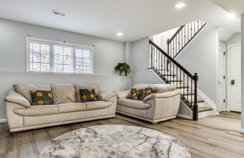 Cozy Ohio Home - Deck, Arcade Games and Near Golfing - Foto 17