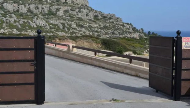 Entrée de l’hébergement