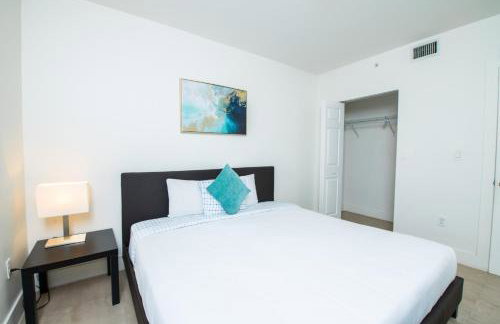 Spacious entire Apartment with Free Parking - Foto 32