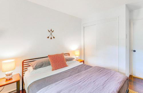 Private Hot Tub Tree-Lined Poconos Home! - Foto 17