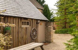 Snug Cotswolds Farm Cottage - The Henloft - Foto 43
