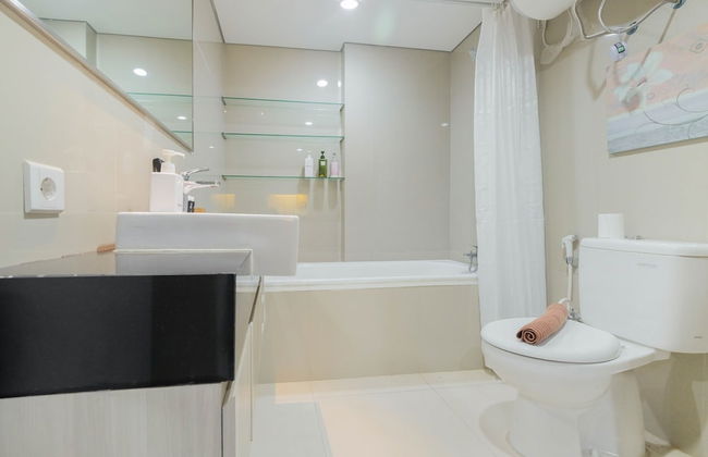Elegant and Comfy Studio Azalea Suites Apartment Cikarang - Foto 15