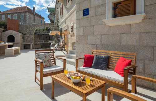 Luxury Stone Villa Nevija with heated pool - Photo 61