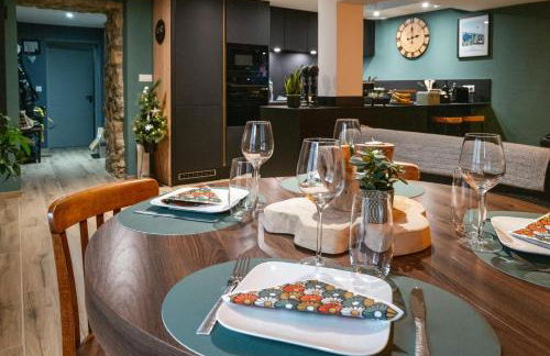 Chalet Le René-Sens - 5 pers - Grande terrasse - bain nordique SPA - Piscine - Foto 9