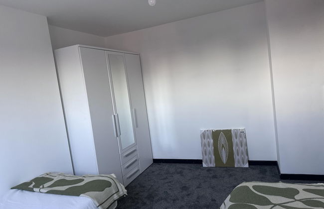 City Apartment Sleeps 5 With Parking - Foto 6