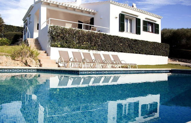 Bini Belin Villa de Lujo WIFI y Piscina - Photo 16