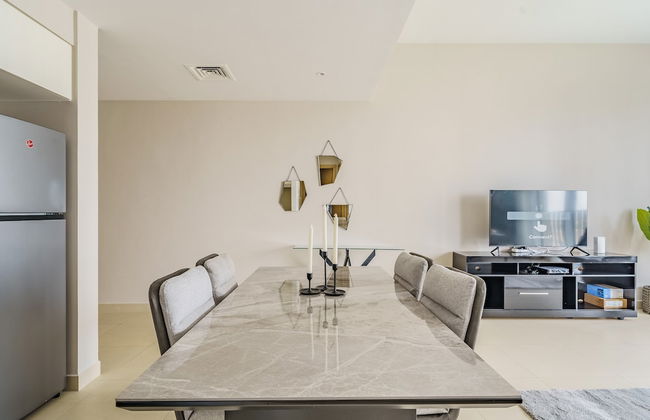 Fancy Apartment With Mesmerizing Canal Views - Photo 31