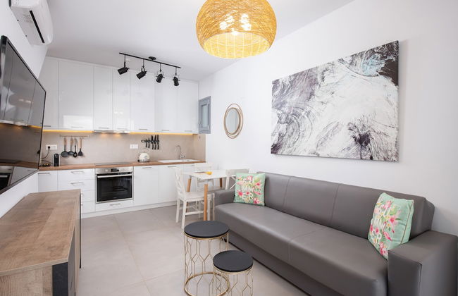 Hosting Moments Private Pool Holiday Home - Foto 20