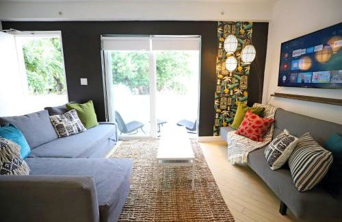 South Beach Walk to Sea Free Parking & Balcony Family & Pet Friendly - Foto 8