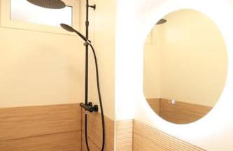 Disponible - Appartement Entier Rénové - Canapé Lit Emma - RERB, 5mn Paris - 2 pers - Parking Rue Gratuit - Tout équipé - 1er étage - 3 - Foto 5