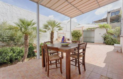 Dreamy Apartment with Veranda, Pool and Parking - Foto 18